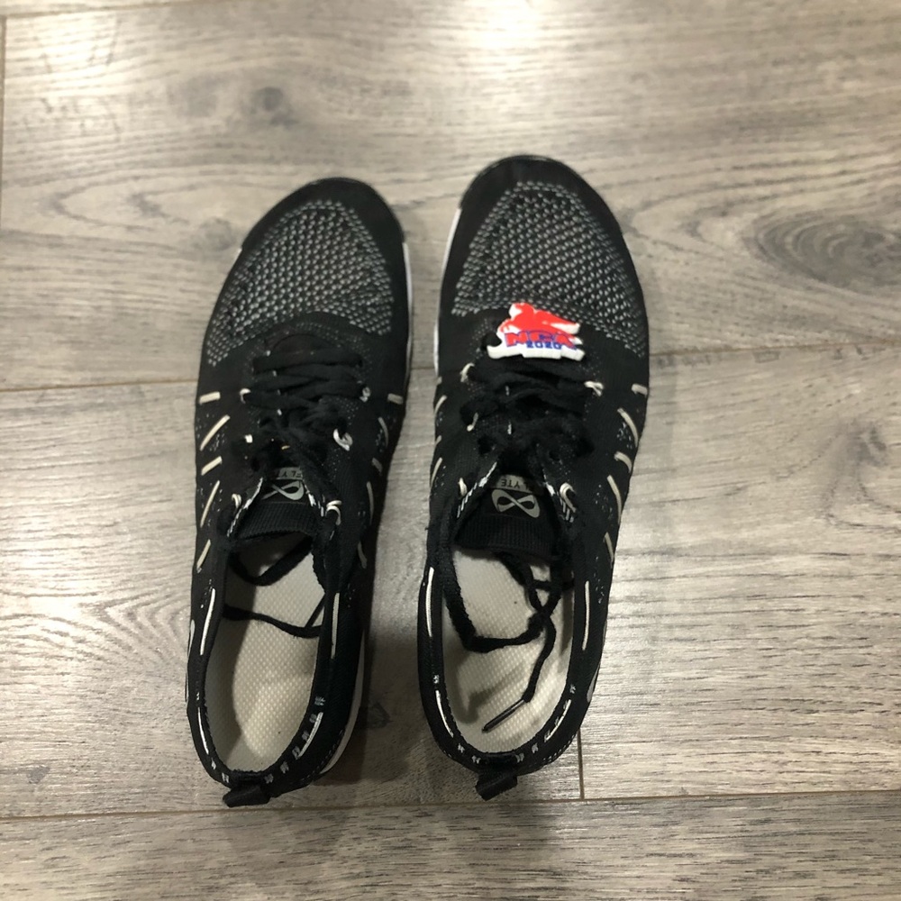 Nfinity night flyte cheer shoes